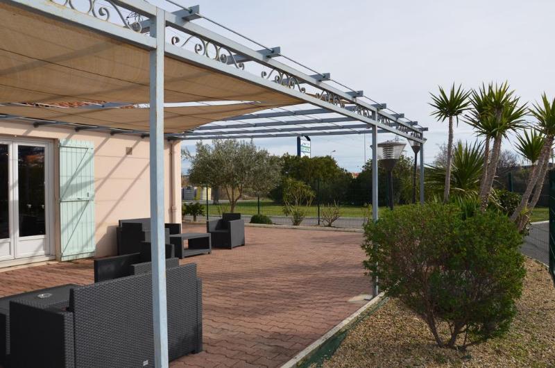 Brit Hotel Plaisance A9/A61 Ναρμπόν Εξωτερικό φωτογραφία