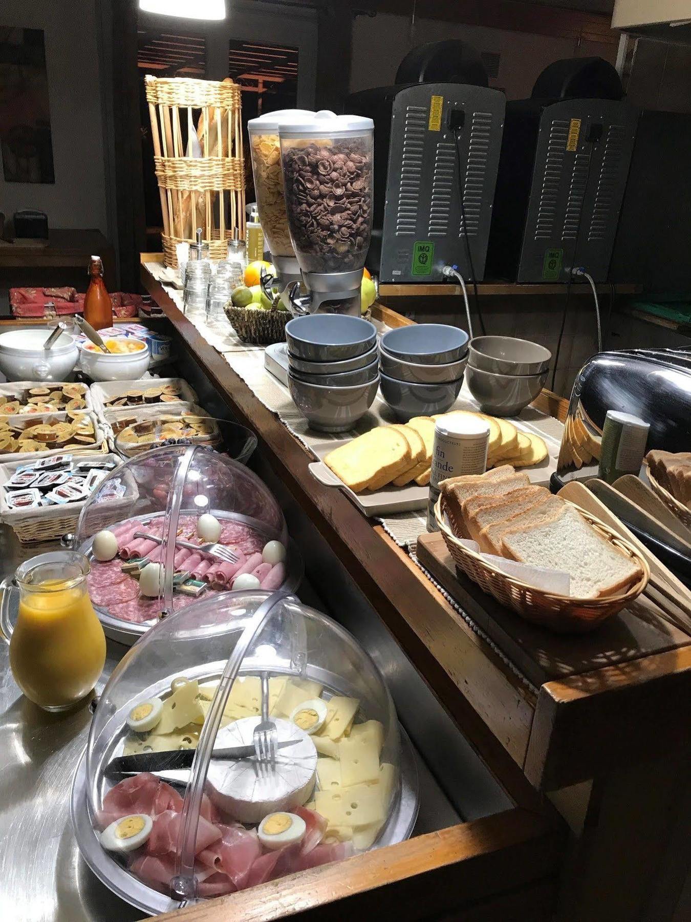Brit Hotel Plaisance A9/A61 Ναρμπόν Εξωτερικό φωτογραφία